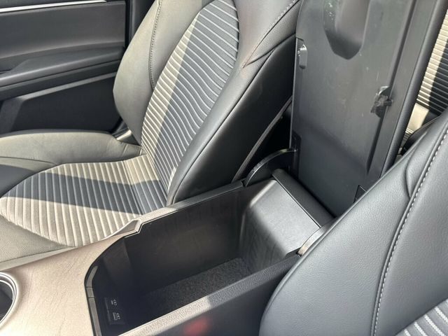 2024 Toyota Camry SE Automatic - 23059486 - 21