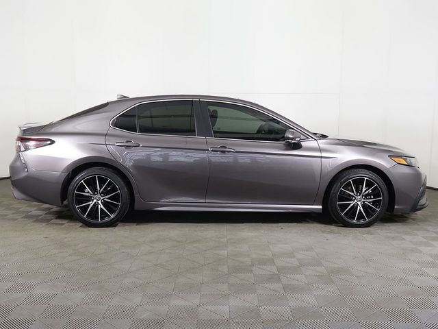 2024 Toyota Camry SE Automatic - 23057404 - 15