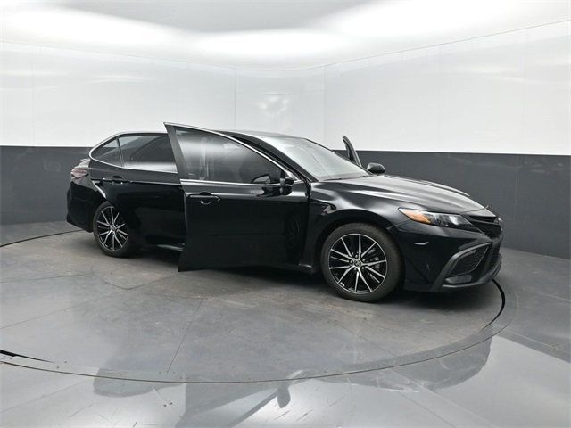 2024 Toyota Camry SE Automatic - 22903688 - 37