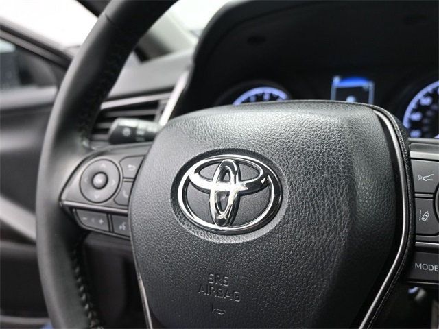 2024 Toyota Camry SE photo 13
