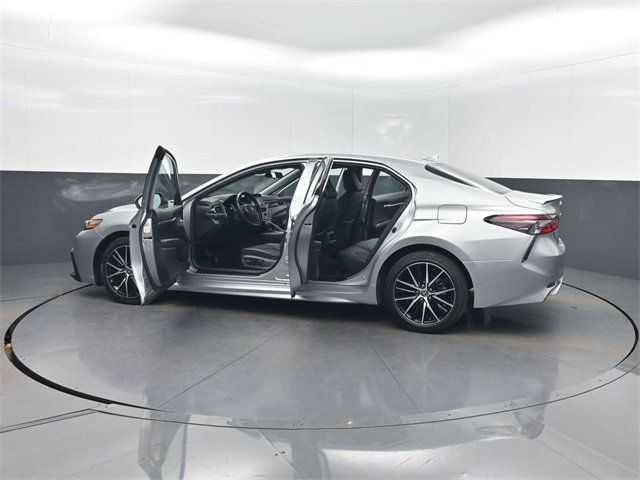 2024 Toyota Camry SE Automatic - 22954209 - 38