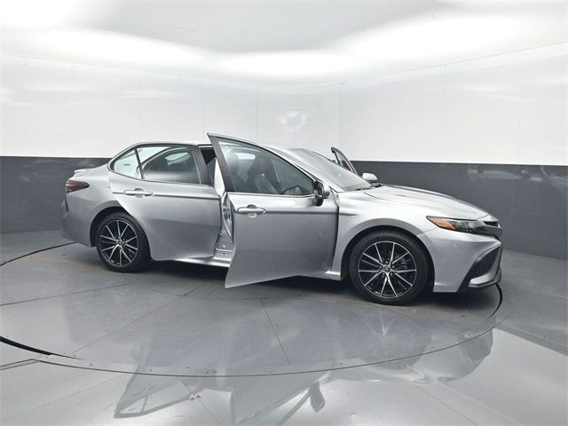2024 Toyota Camry SE Automatic - 22954209 - 40