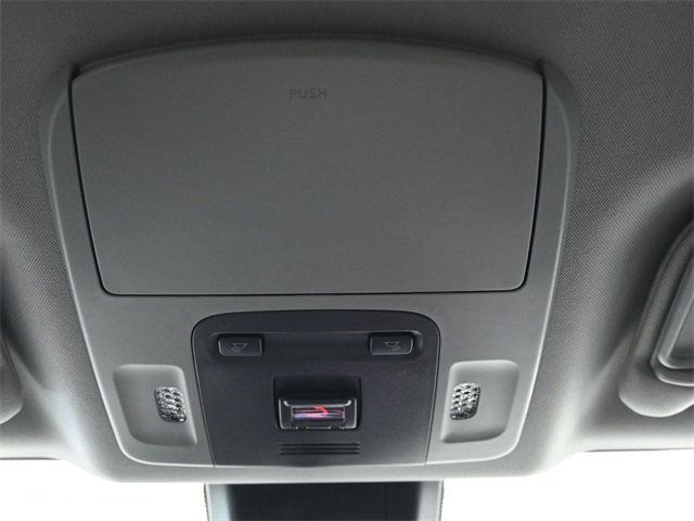 2024 Toyota Camry SE Automatic - 22930369 - 13