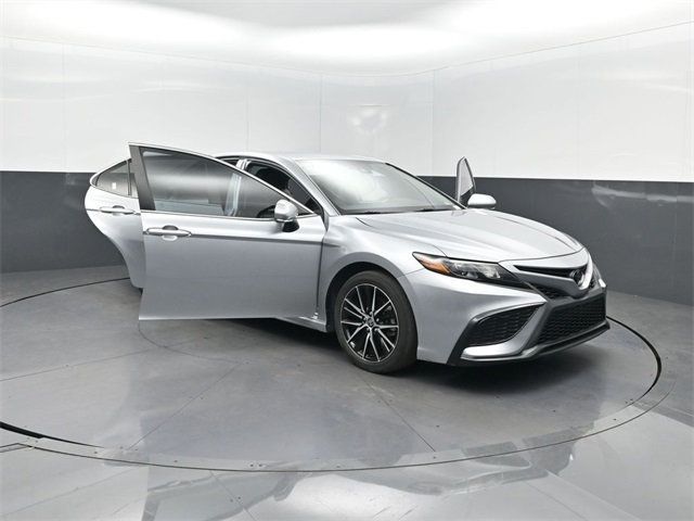 2024 Toyota Camry SE Automatic - 22930369 - 37