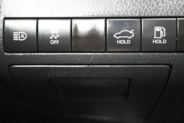2024 Toyota Camry SE Automatic - 23066120 - 25