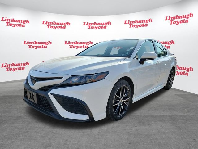 2024 Toyota Camry SE Automatic - 22955218 - 17