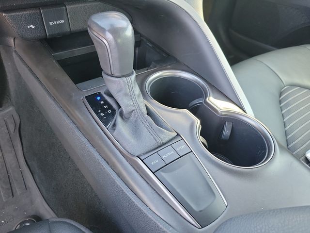 2024 Toyota Camry SE Automatic - 22955221 - 9