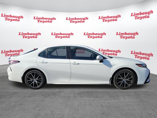 2024 Toyota Camry SE Automatic - 22955221 - 1