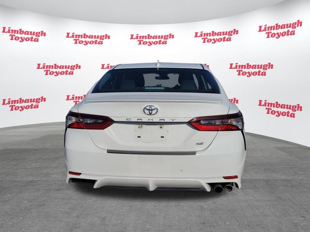 2024 Toyota Camry SE Automatic - 22955221 - 19
