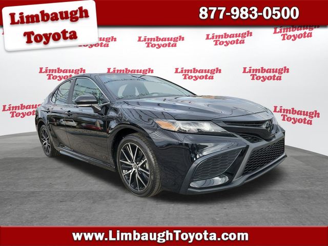 2024 Toyota Camry SE Automatic - 22960300 - 0