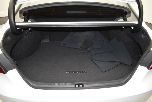 2024 Toyota Camry SE Automatic - 22994291 - 33