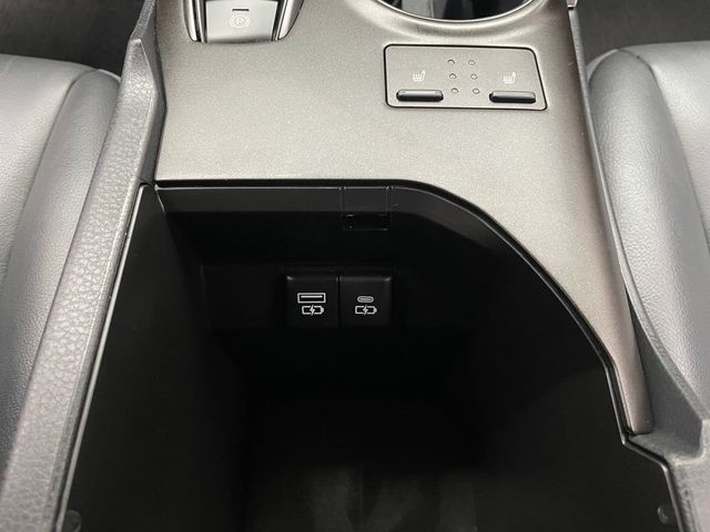 2024 Toyota Camry SE Automatic AWD - 22987133 - 28