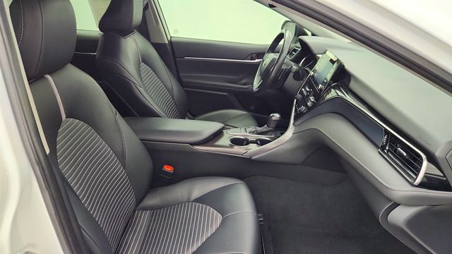 2024 Toyota Camry SE Automatic AWD w/ Moonroof, Blind Spot Monitor & Convenience - 23016941 - 22