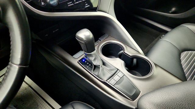 2024 Toyota Camry SE Automatic w/ Convenience Pkg, Moonroof & Blind Spot Monitor - 23016941 - 16