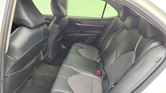 2024 Toyota Camry SE Automatic w/ Convenience Pkg, Moonroof & Blind Spot Monitor - 23016941 - 19