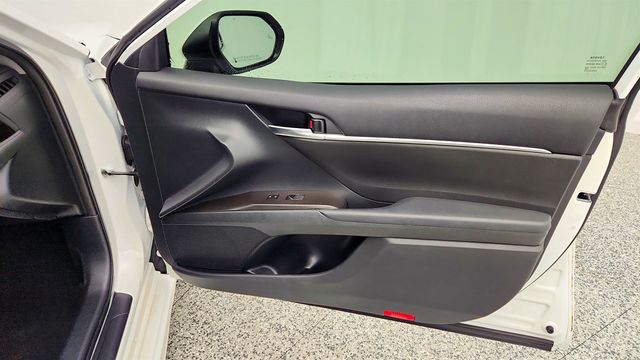 2024 Toyota Camry SE Automatic w/ Convenience Pkg, Moonroof & Blind Spot Monitor - 23016941 - 24