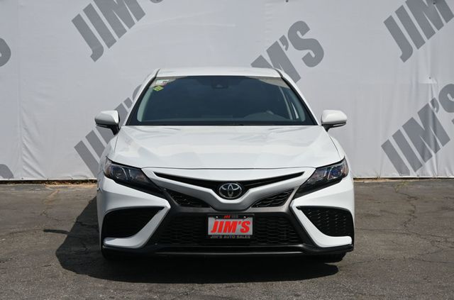 2024 Toyota Camry SE Brand New Tires  - 23010982 - 1
