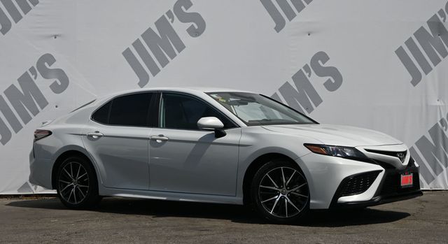 2024 Toyota Camry SE Brand New Tires  - 23010982 - 2