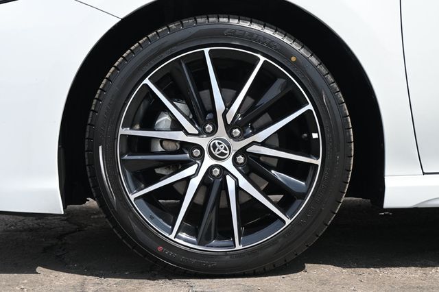 2024 Toyota Camry SE Brand New Tires  - 23010982 - 6