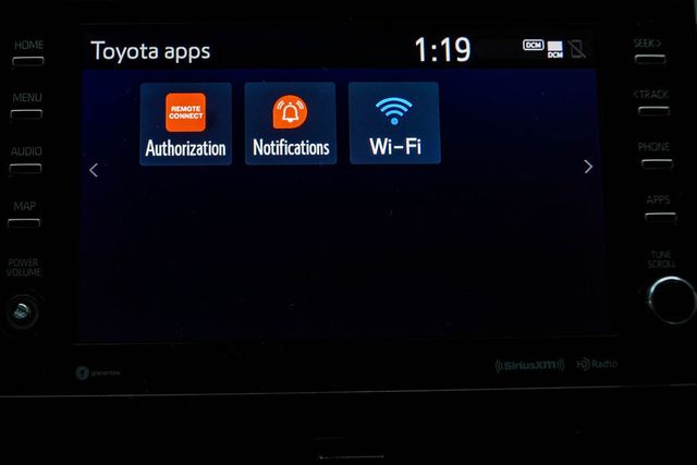 2024 Toyota Camry XLE Automatic - 23007627 - 29