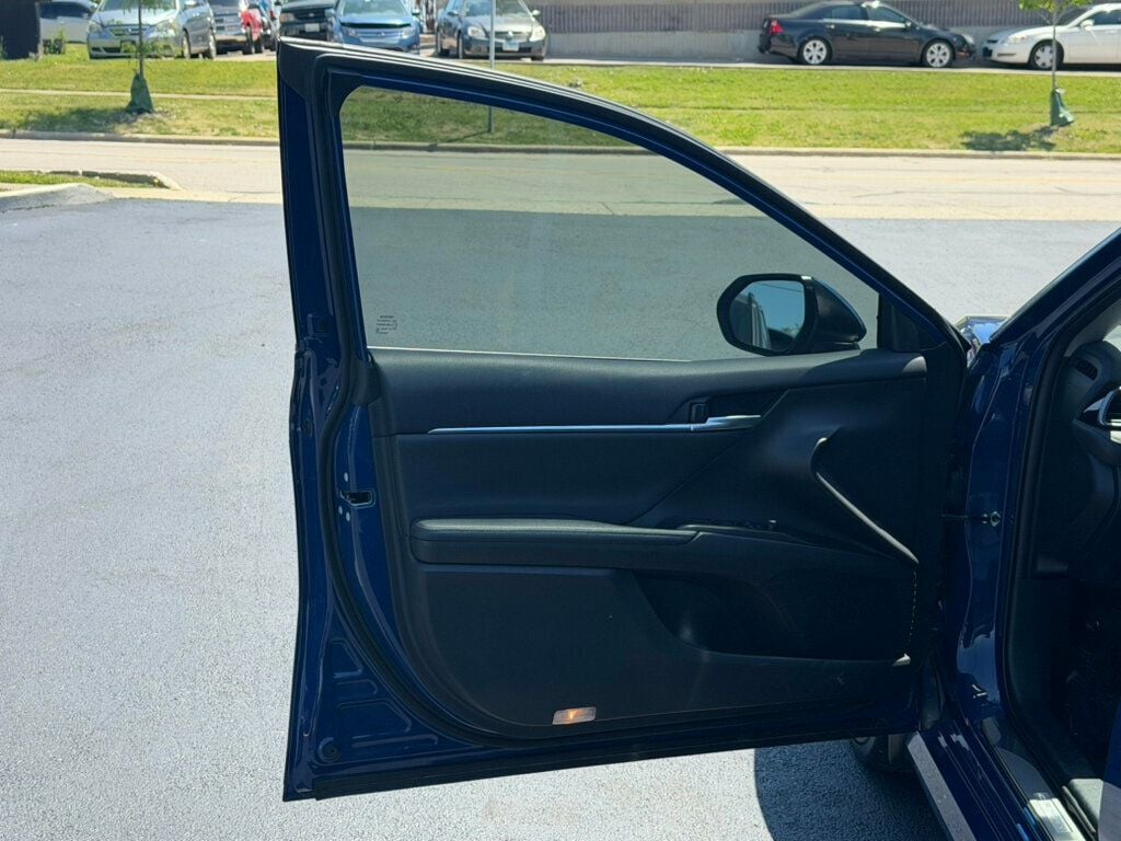2024 Toyota Camry XLE Automatic AWD - 23034364 - 17
