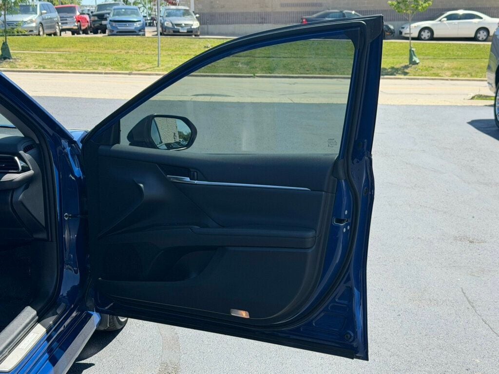 2024 Toyota Camry XLE Automatic AWD - 23034364 - 18