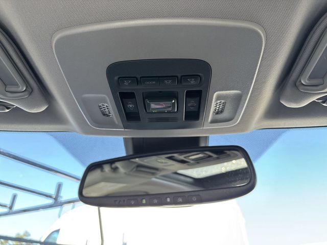 2024 Toyota Camry XLE V6 Automatic - 22779905 - 29