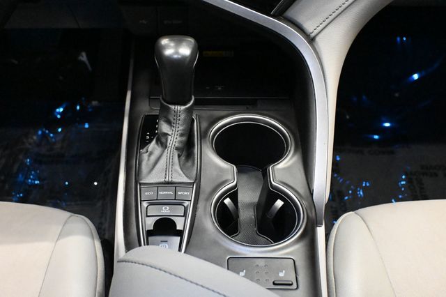 2024 Toyota Camry XSE Automatic - 23079313 - 13