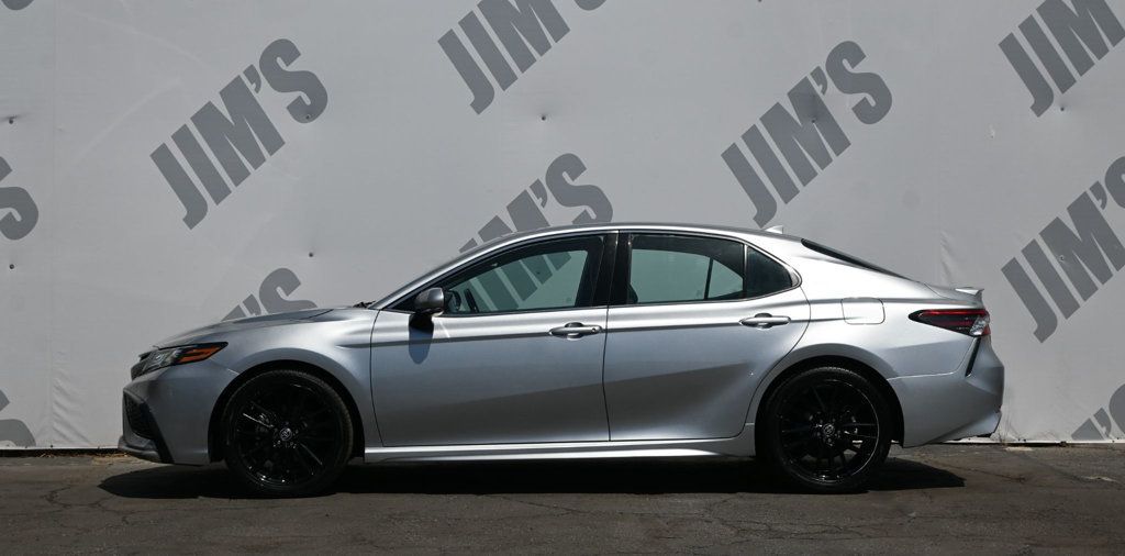 Toyota Camry photo 5