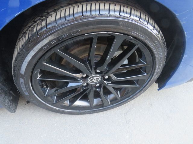 2024 Toyota Camry XSE V6 Automatic - 23092486 - 18