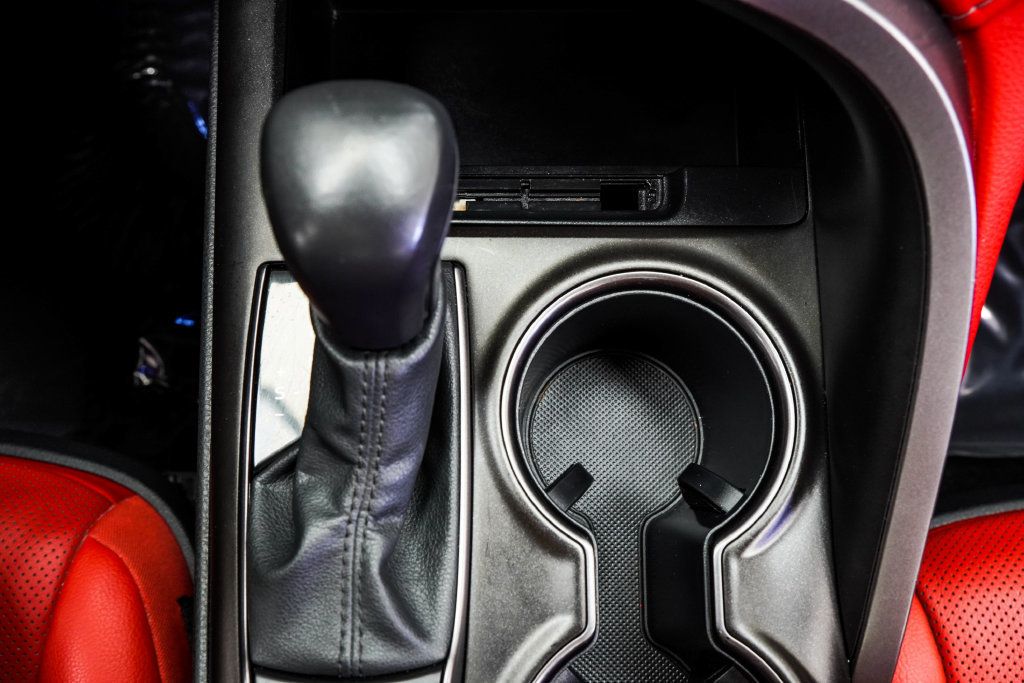 Toyota Camry photo 26
