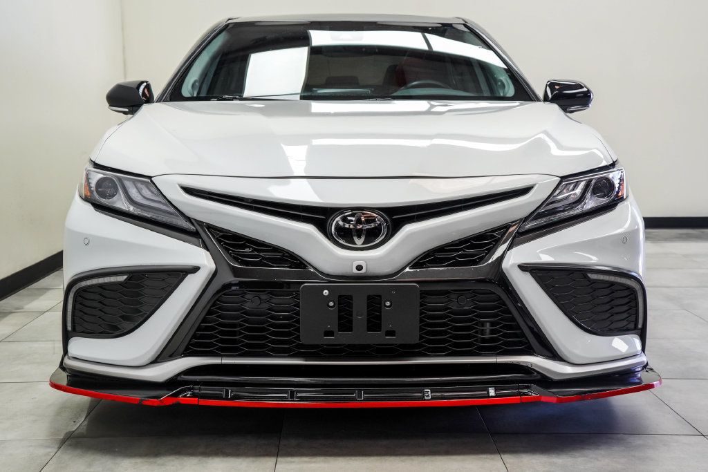 Toyota Camry photo 6