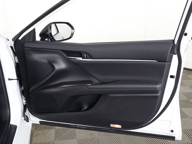 2024 Toyota Camry XSE V6 Automatic - 22997576 - 26