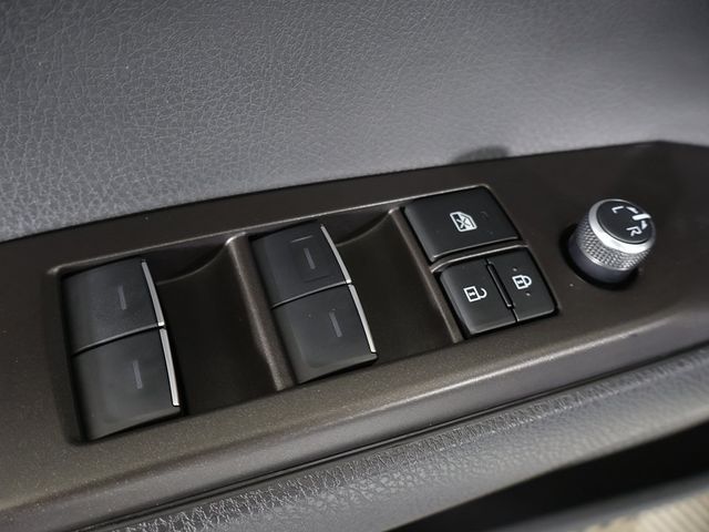 2024 Toyota Camry XSE V6 Automatic - 22997576 - 41