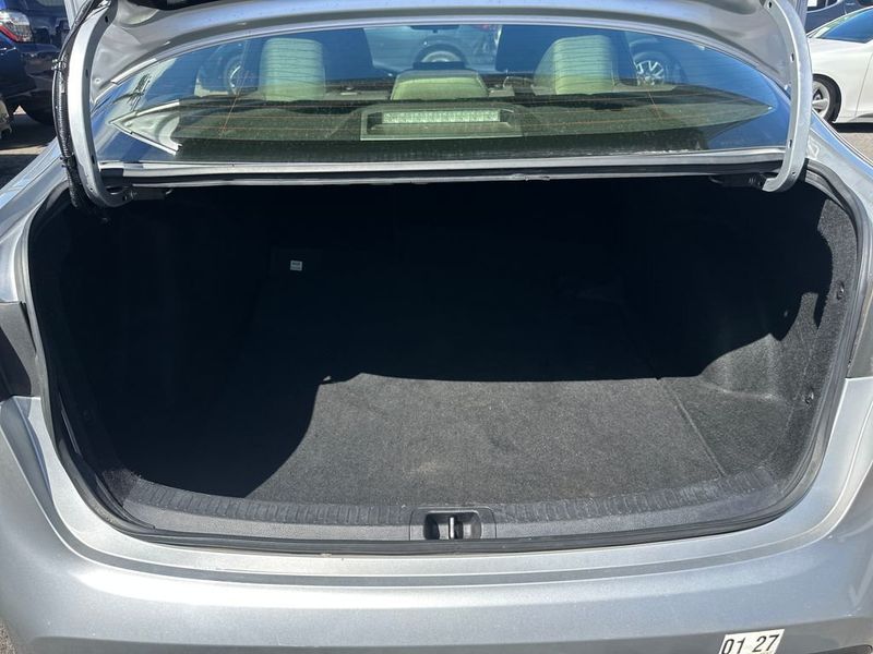 2024 Toyota Corolla LE CVT - 22986724 - 18