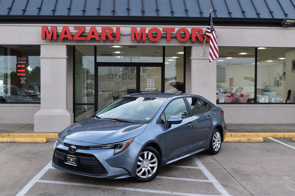 2024 Toyota Corolla LE photo 2
