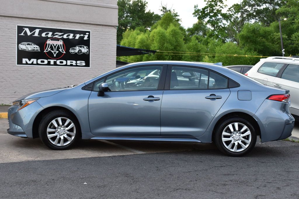 2024 Toyota Corolla LE photo 3