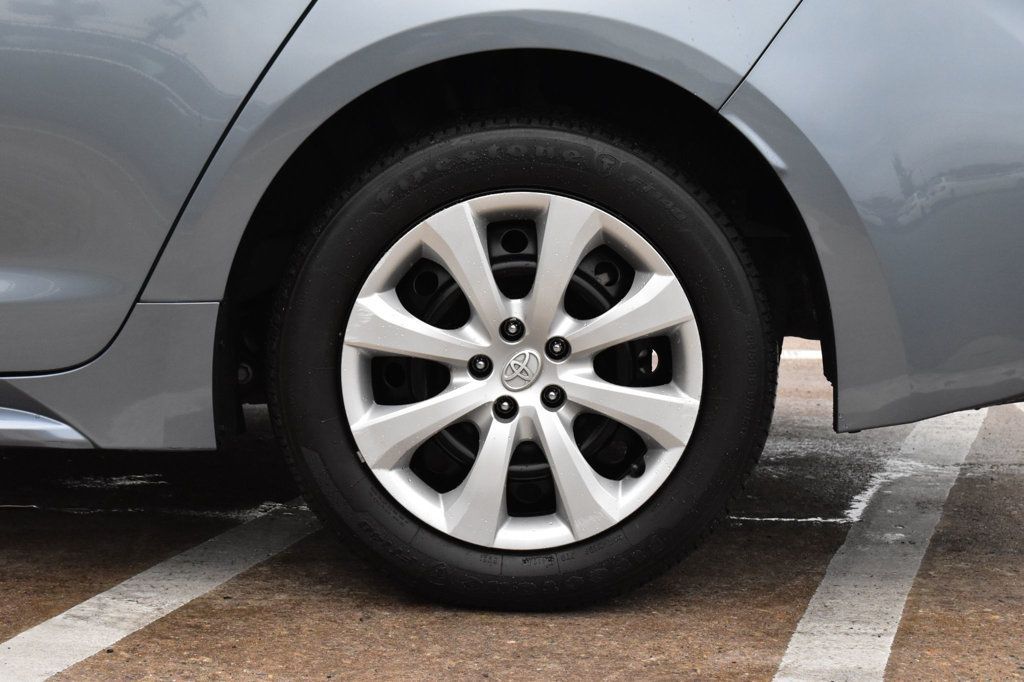 2024 Toyota Corolla LE photo 10