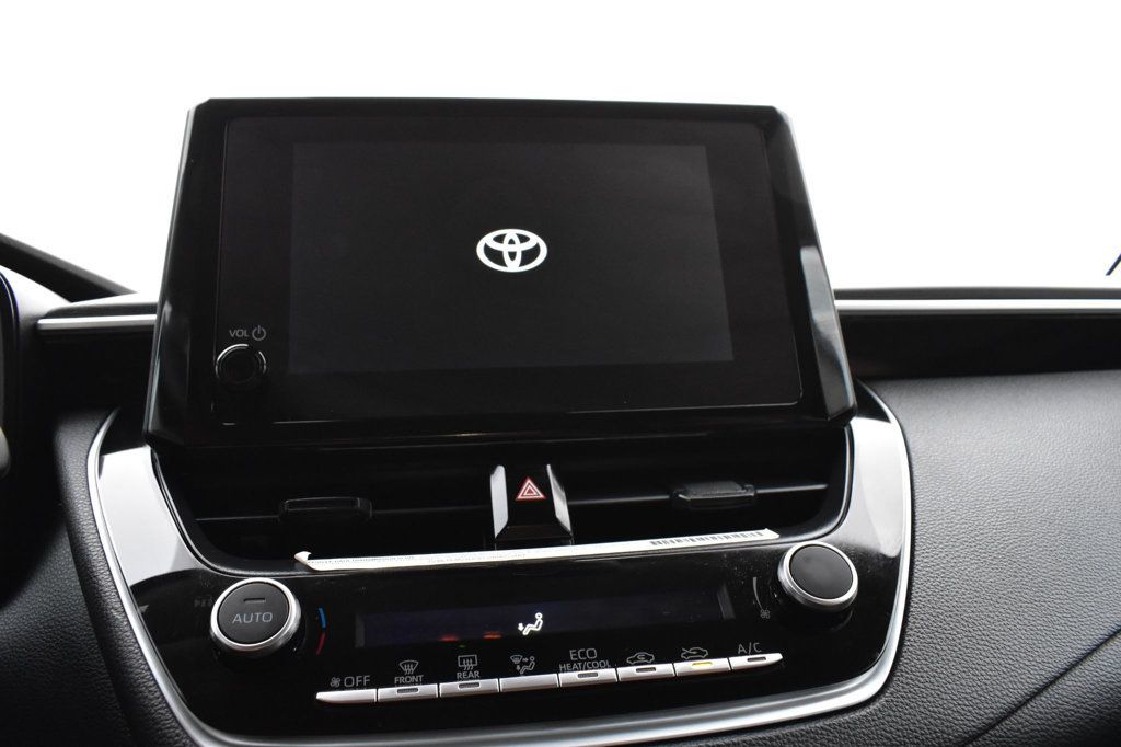 2024 Toyota Corolla LE photo 26