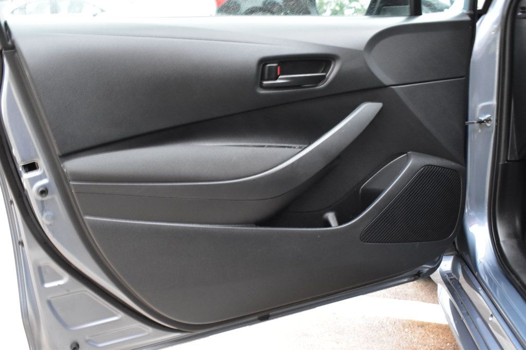 2024 Toyota Corolla LE photo 37