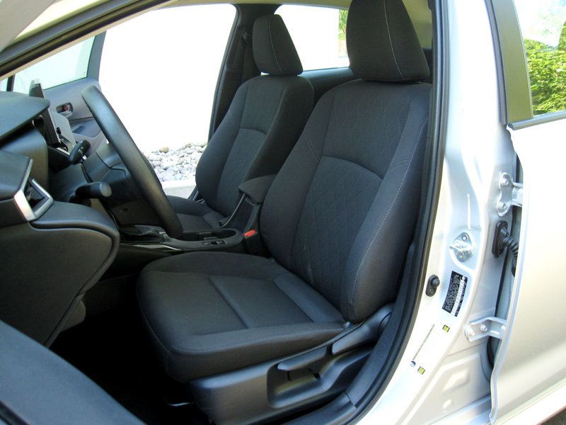 2024 Toyota Corolla LE photo 18