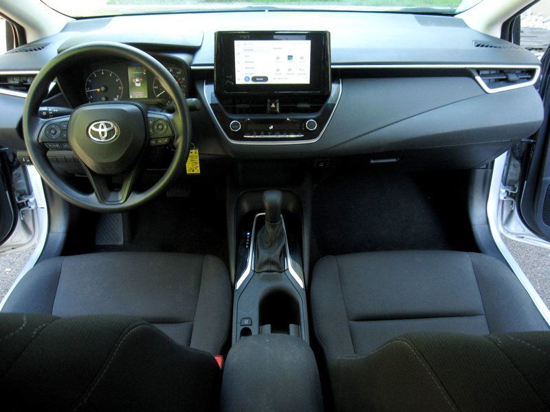 2024 Toyota Corolla LE photo 20