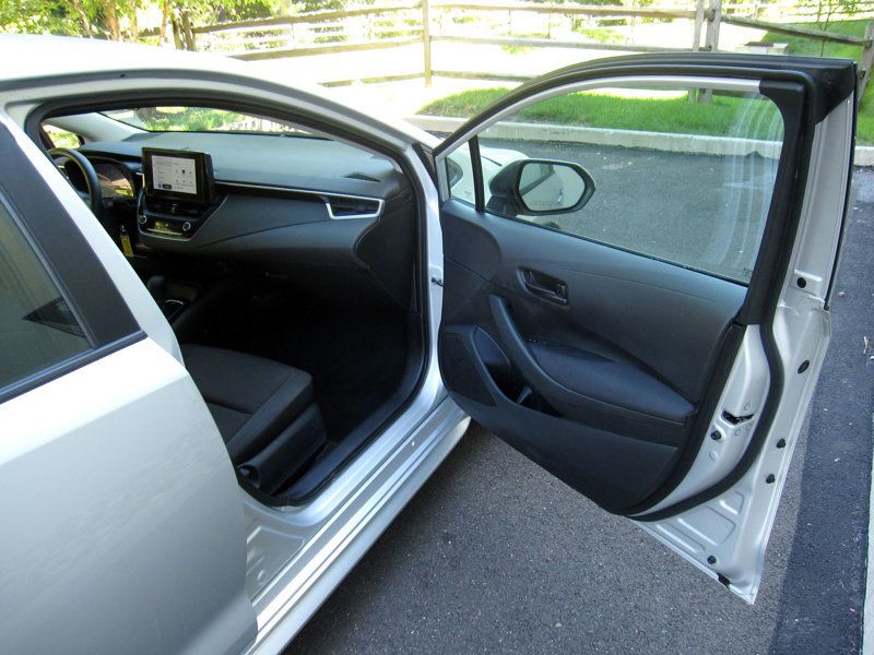 2024 Toyota Corolla LE photo 21