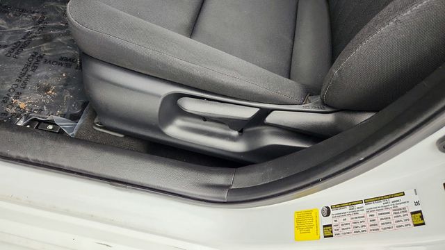 2024 Toyota Corolla LE CVT - 22949185 - 10