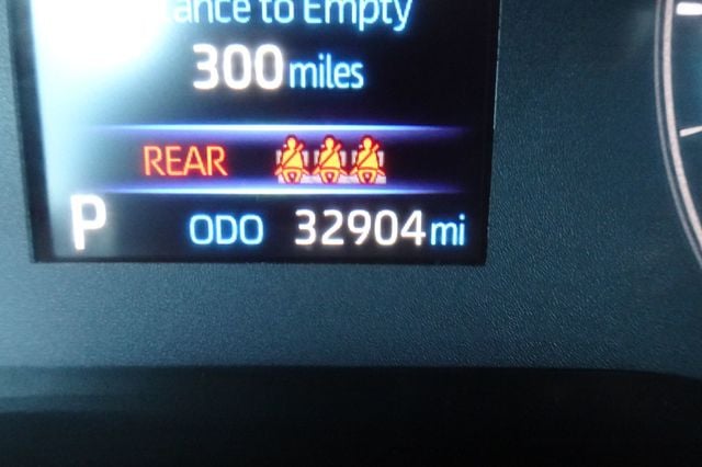 2024 Toyota Corolla LE CVT - 22938170 - 17