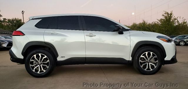 2024 Toyota Corolla Cross Hybrid S 4WD - 22941672 - 10