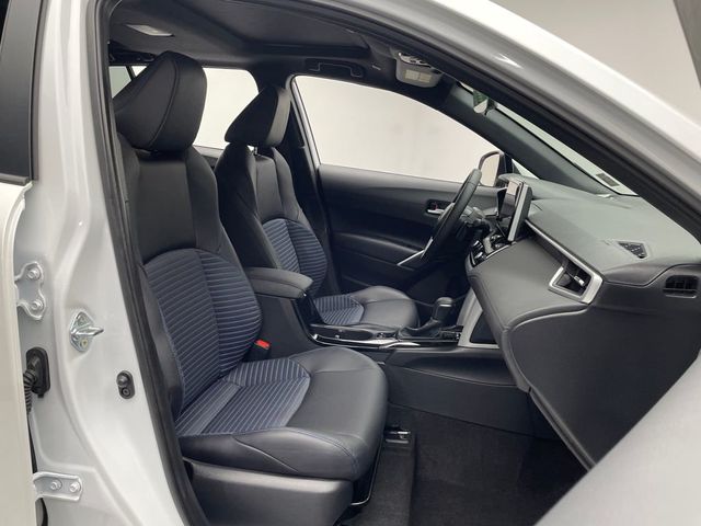 2024 Toyota Corolla Cross Hybrid XSE 4WD - 22931427 - 17