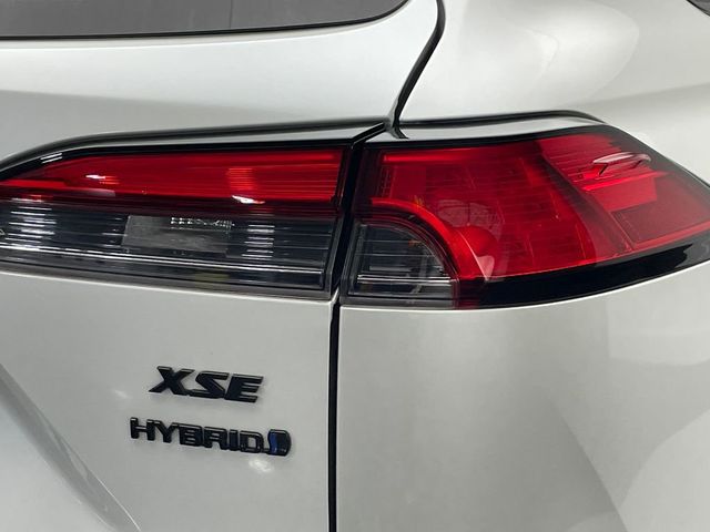 2024 Toyota Corolla Cross Hybrid XSE 4WD - 22931427 - 44