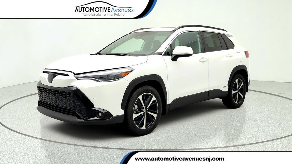2024 Toyota Corolla Cross Hybrid XSE 4WD w/ Tilt/Slide Moonroof - 23028920 | Video 1