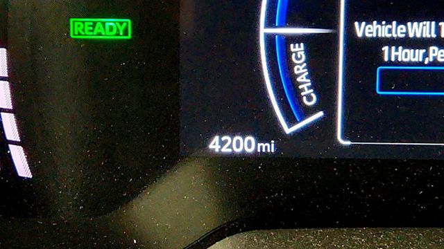 2024 Toyota Corolla Cross Hybrid XSE 4WD w/ Tilt/Slide Moonroof - 23028920 - 14